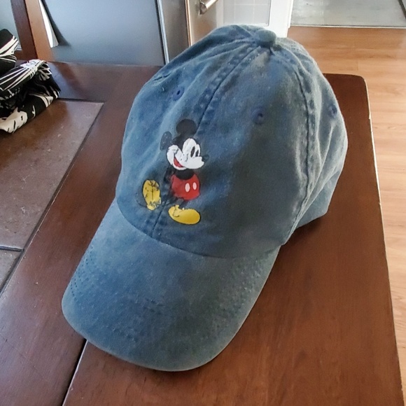 Disney Other - Micky Mouse hat